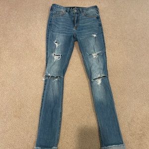 High wasted skinny jeans